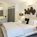 Blue Boutique & 3*
