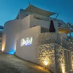 Blue Boutique & 3*