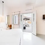 Blue Boutique & 3*